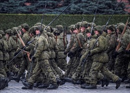 Hai nước cộng hòa tự xưng ở Ukraine đề nghị Nga hỗ trợ quân sự