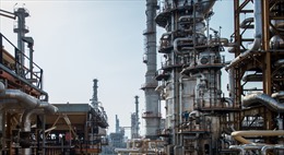 Iran giảm giá để cạnh tranh với dầu Nga tại thị trường Trung Quốc