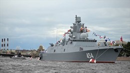 Tàu chiến Nga giải cứu hàng chục hành khách ngoài khơi Hy Lạp