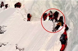 Cái chết bi kịch của người khuân vác trên đỉnh núi khó leo nhất thế giới - Kỳ cuối