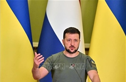 Tổng thống Ukraine đẩy mạnh chống tham nhũng trong Bộ Quốc phòng