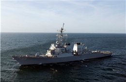 Mỹ bắn hạ tên lửa Houthi phóng vào tàu khu trục USS Laboon