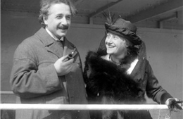 Cuộc hôn nhân của thiên tài Albert Einstein và người vợ thứ hai