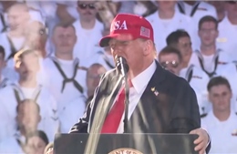 Tổng thống Trump thông báo Mỹ lại vừa tấn công xuồng nghi chở ma túy