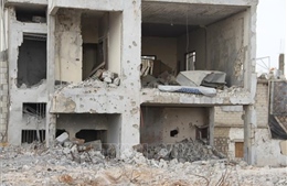 Quân đội Israel công bố video không kích trại tị nạn ở Liban