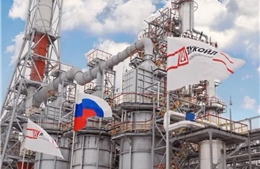 Quân đội Ukraine tấn công nhà máy lọc dầu của Lukoil ở Volgograd