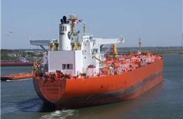 Hành trình lắt léo của một tàu chở dầu bị trừng phạt