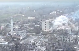 Liên bang Nga công bố video không kích các tòa nhà ở Donetsk