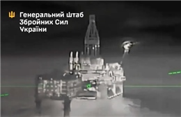 Video Ukraine tấn công ba giàn khoan dầu của Nga ở biển Caspi