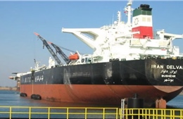 Dầu Iran vẫn chảy qua eo biển Hormuz gần như mức bình thường