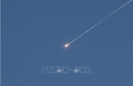 Iran phóng 7 đợt tên lửa vào Israel trong vòng chưa đầy 10 tiếng