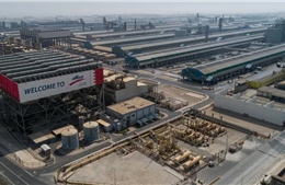 Iran tiếp tục tấn công khắp vùng Vịnh, nhằm vào các cơ sở công nghiệp lớn