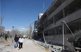 'Mỗi ngày dài như một tháng': Tình cảnh của người Iran sống trong mưa bom Mỹ - Israel