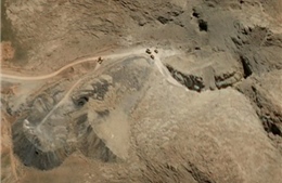 Ảnh vệ tinh tiết lộ Iran đang đào tìm bệ phóng tên lửa bị chôn vùi
