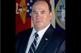 Bộ trưởng Hải quân Mỹ buộc phải từ chức giữa chiến sự với Iran