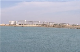 Những cây cầu huyết mạch ở Iran có nguy cơ bị đánh sập