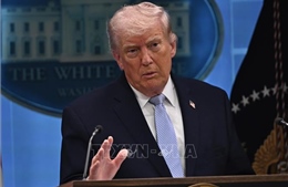 Nguyên nhân nào khiến Tổng thống Trump quyết định tạm ngừng bắn với Iran?