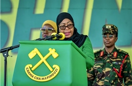 Tổng thống Tanzania chỉ đạo tiết kiệm nhiên liệu ngay trong lễ nhậm chức
