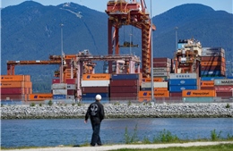 Mỹ và Canada bước vào vòng xoáy căng thẳng thuế quan
