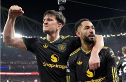 Man United - Fulham: Sân Old Trafford lại mở hội