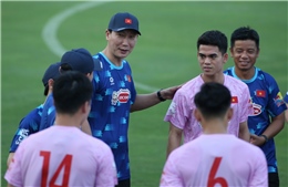 Tuyển Việt Nam: Những thử nghiệm của ông Kim Sang-sik