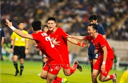 Việt Nam nâng cúp vô địch ASEAN Cup 2024 ngay trên đất Thái Lan