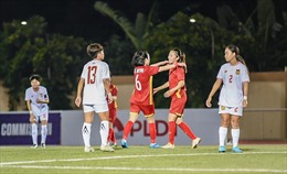 Hạ tuyển nữ Lào 5 - 0, tuyển nữ Việt Nam vươn lên nhì bảng