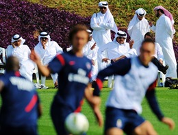Các ông chủ Ả rập thay đổi bức tranh toàn cảnh bóng đá ở &#39;lục địa già&#39;
