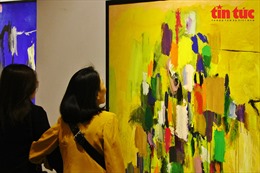 Triển lãm tranh ‘Trần Hải Minh 2022’ - cuộc phiêu lưu cùng ‘trừu tượng biểu hiện’