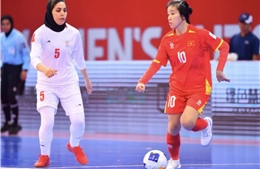 Cầm hòa nhà ĐKVĐ Iran, tuyển futsal nữ Việt Nam vào tứ kết với ngôi đầu bảng