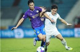 V-League sau vòng 11: ĐKVĐ Nam Định bị cuốn vào cuộc đua trụ hạng