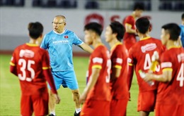 Đội hình ra sân của tuyển Việt Nam gặp Malaysia: Công Phượng, Văn Đức và Quang Hải gánh hàng công