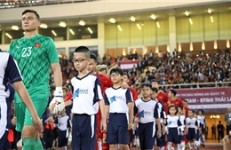 Cổ động viên đặt niềm tin &#39;Văn Lâm là thủ môn số một đội tuyển Việt Nam&#39;