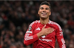 Manchester United - Nottingham: Quà chia tay Old Trafford cho Casemiro