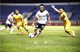 V-League: ‘Nóng’ cuộc đua trụ hạng
