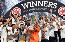 Đánh bại Rangers trên chấm luân lưu 11m, Frankfurt vô địch Europa League 2022
