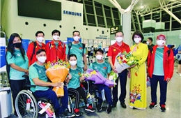 Hình ảnh đoàn thể thao người khuyết tật Việt Nam lên đường tham dự Paralympic Tokyo 2020