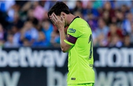 Barcelona thua sốc trong 68 giây, ‘tội đồ’ Gerard Pique