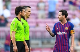 Thêm một trận hòa trên sân nhà, Messi và các đồng đội nổi cáu