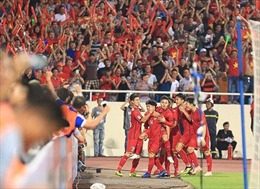 Việt Nam 2-0 Malaysia: Công Phượng tiết lộ lý do &#39;đá sung&#39; trước người Malaysia