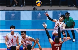 Tuyển bóng chuyền nam Việt Nam giành ngôi Á quân chặng 2 SEA V.League 2025