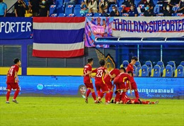 Tuyển U23 tiếp tục nhận ‘chi viện’, HLV Đinh Thế Nam tự tin đủ lực lượng đấu bán kết