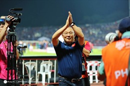 HLV Park Hang-seo: ‘Cảm ơn các CLB đã gửi cho chúng tôi những cầu thủ tuyệt vời’