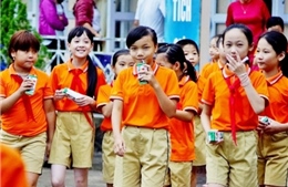74% học sinh mầm non, tiểu học Hà Nội đã được uống Sữa học đường