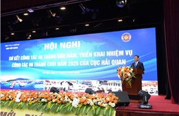Hải quan thu ngân sách tăng trưởng 2 con số