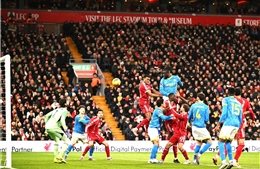 Liverpool đang lâm nguy vì bóng chết
