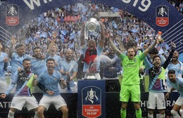 Man City hoàn tất hat-trick danh hiệu lịch sử