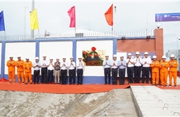 EVNSPC gắn biển hai công trình chào mừng Đại hội đại biểu Đảng bộ EVN