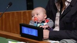 Bé gái 3 tháng tuổi có thẻ riêng dự họp Đại hội đồng LHQ