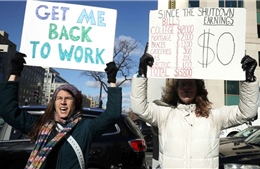Chính phủ Mỹ kêu gọi hàng chục ngàn nhân viên trở lại làm việc không lương